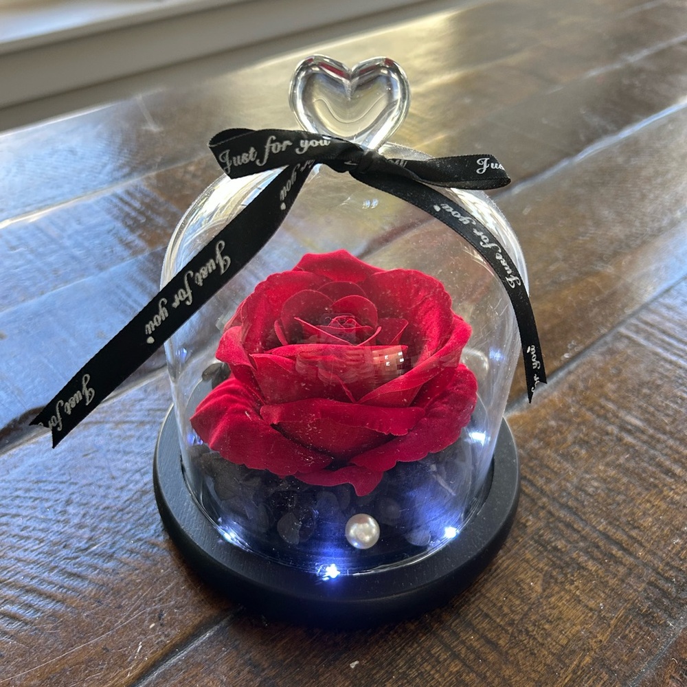 Light up Rose figurine